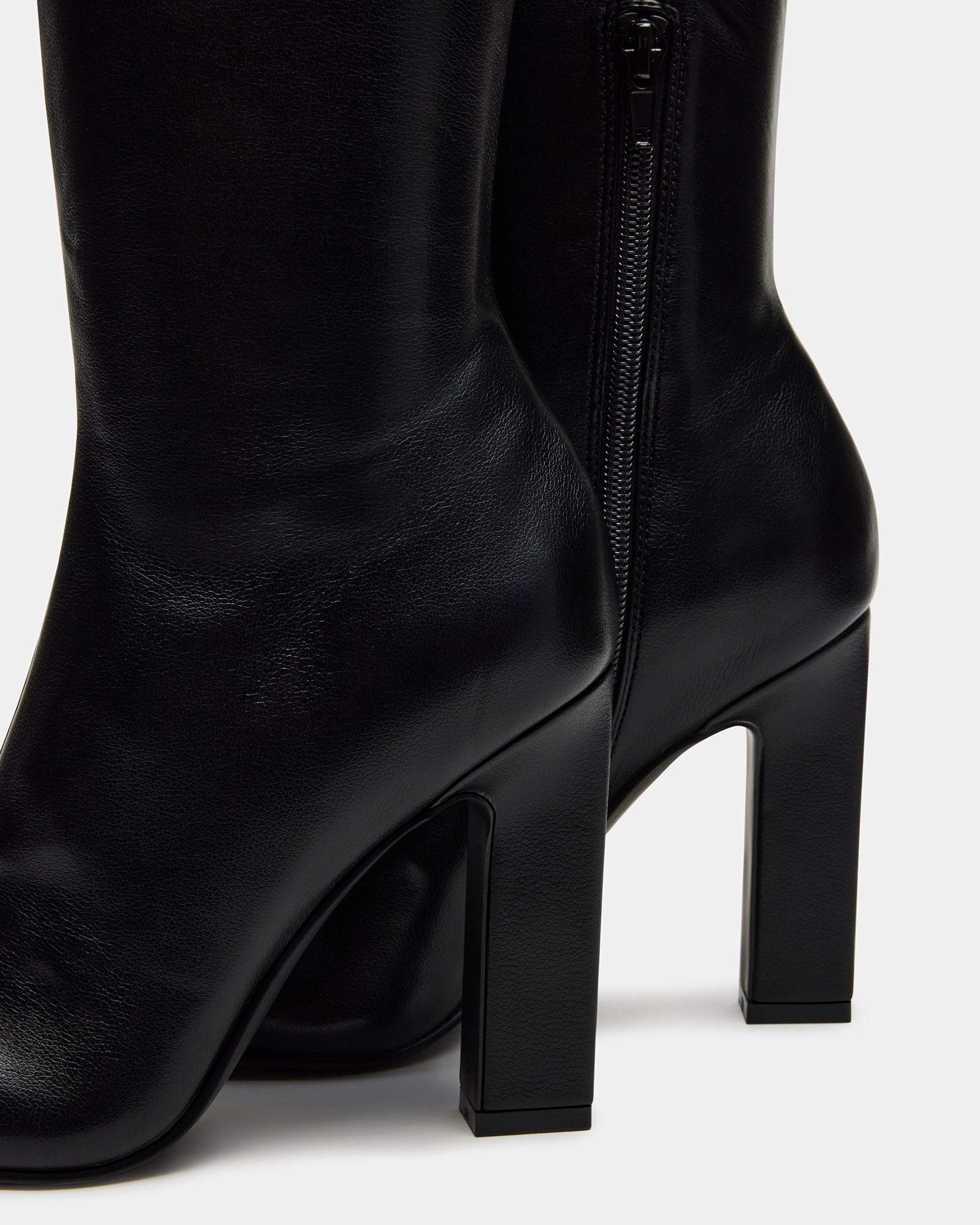 ARIA BLACK WIDE CALF