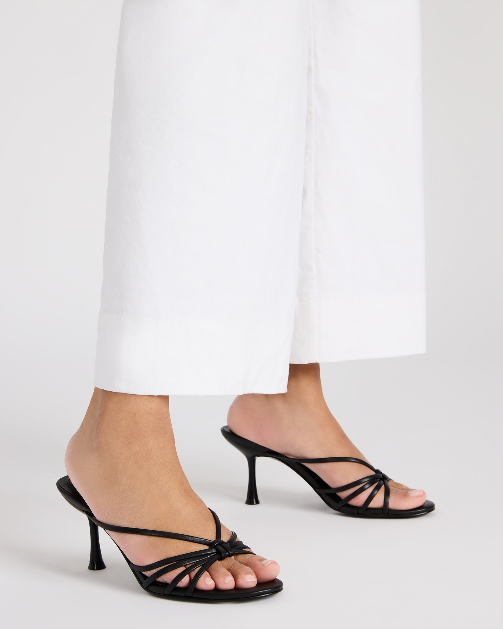 EDNA PEARL WHITE